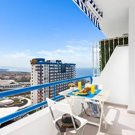 1413 Panoramic 1 Bedroom Apartment, Ocean View Apartman *